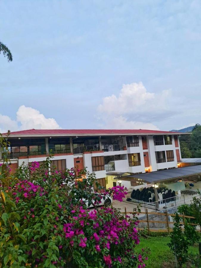 Piedra Del Penol Hotel Guatape Luaran gambar