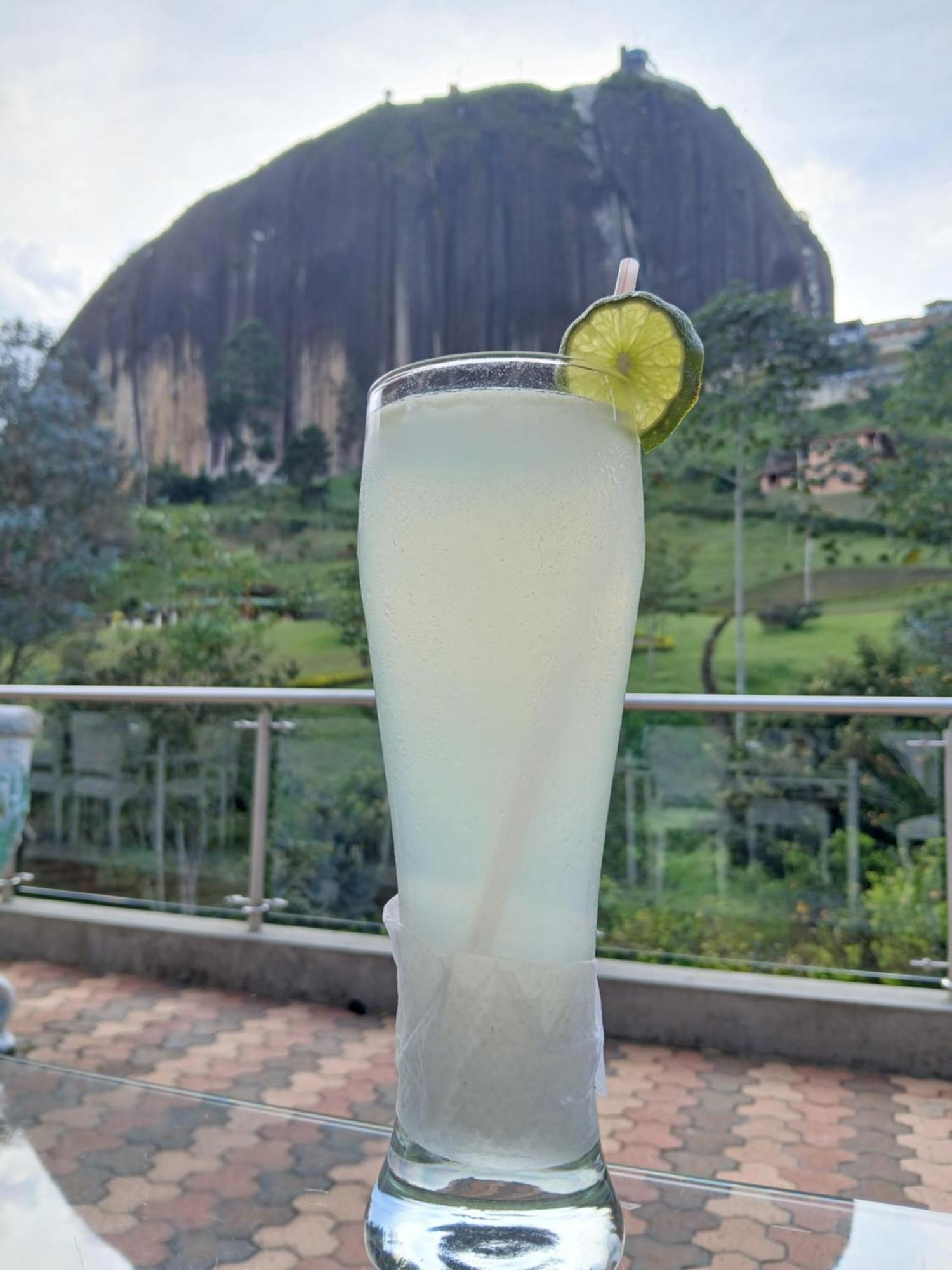 Piedra Del Penol Hotel Guatape Luaran gambar