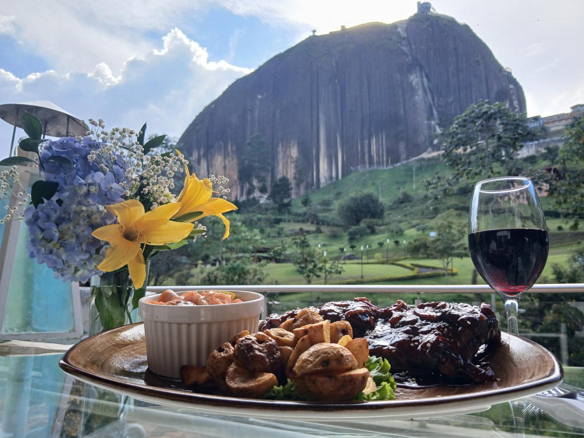 Piedra Del Penol Hotel Guatape Luaran gambar