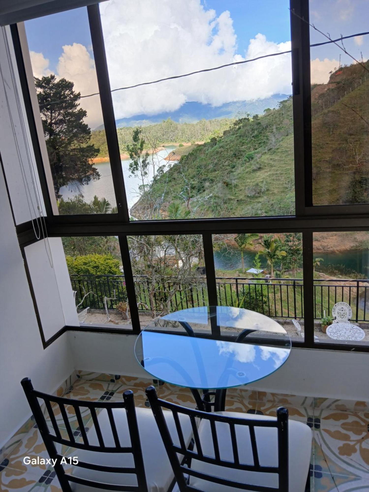 Piedra Del Penol Hotel Guatape Luaran gambar